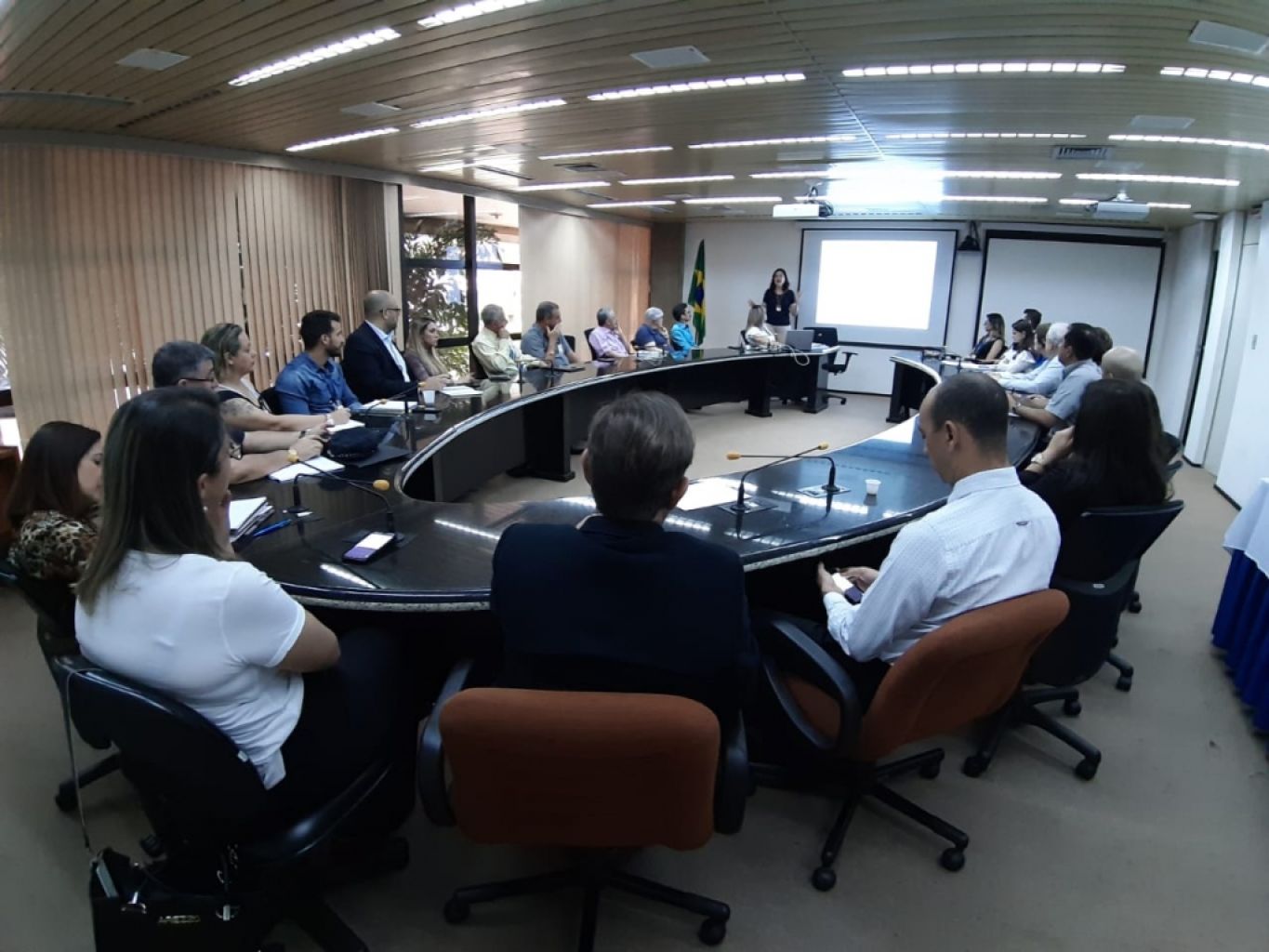 SINHORES participa de reuniões sobre o turismo em São José dos Campos