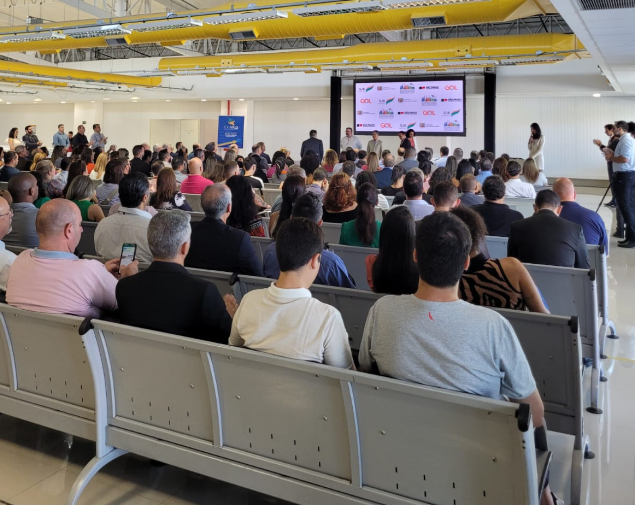 SINHORES participa do evento de apresentação do novo voo da Gol Linhas Aéreas no SJK Airport